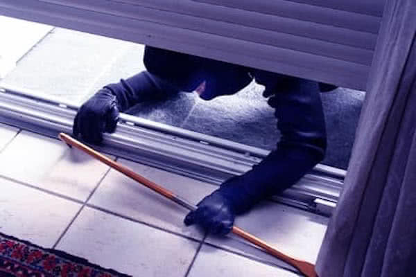 Sicherheitstechnik für Ihre Firma oder Eigenheim Einbruchsschadenbeseitigung Hallschlag